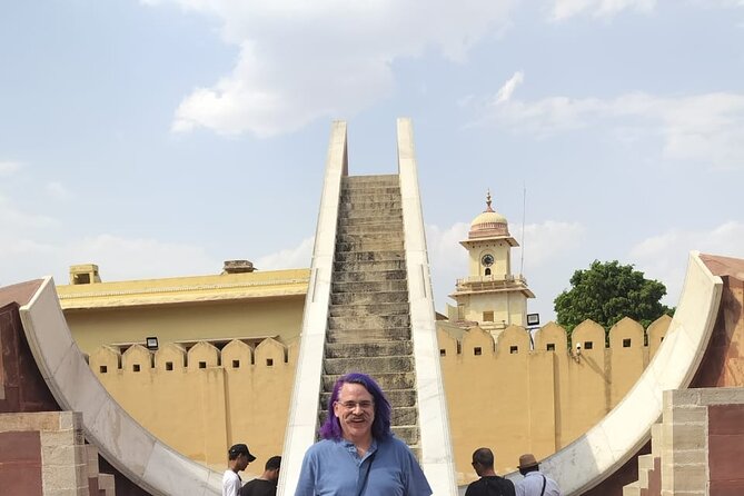 2-Day Private Jaipur City Sightseeing Tour with Six Place - City Palace Museum Walk Through Rajput and Mughal Mix