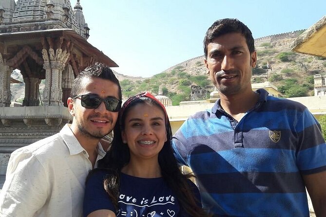 2-Day Private Jaipur City Tour - Day 2: Museum Craft, Marble Tombs, and Monkey-Friendly Calm