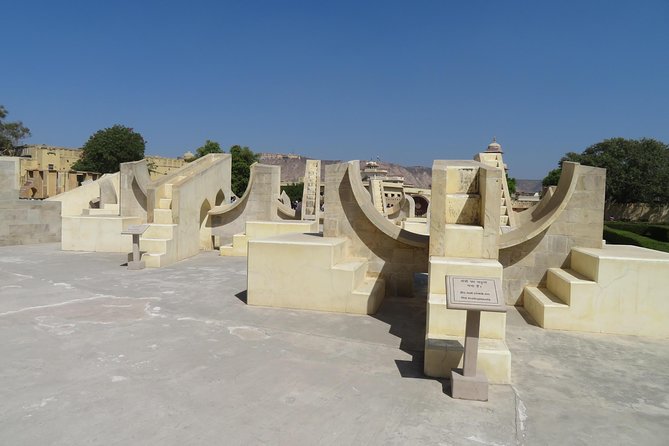 Best of Jaipur 1, 2-Day Private Full-Day Delhi Sightseeing - Getting your bearings fast in Jaipur, without feeling rushed