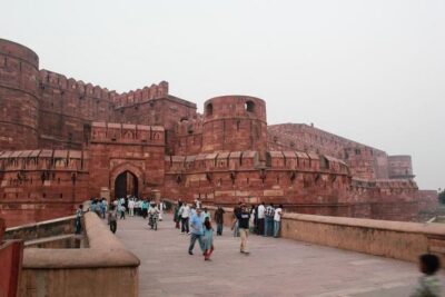 Day Trip to The Taj Mahal and Agra from Jaipur ending in Delhi by Car - Entering the Taj Mahal: how the timing and guide fit together