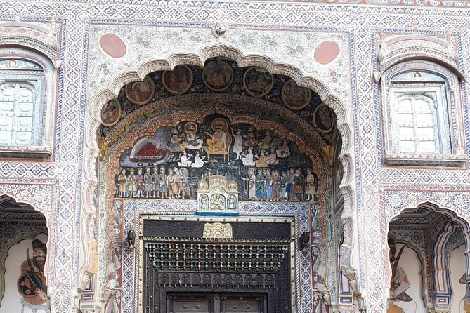 Explore Private Tour The Golden Triangle Done Differently - Day 4 at the Taj Mahal: the Diana seat photo moment