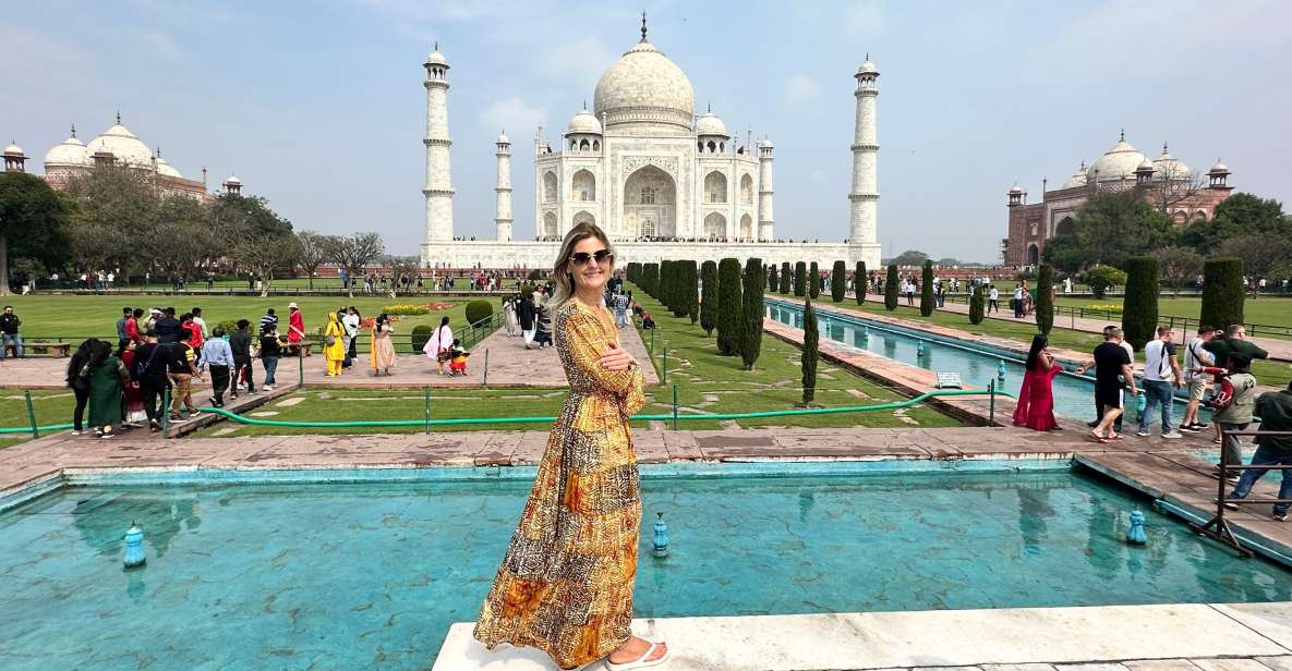 From Delhi: Private 4-Day Golden Triangle Tour with Pickup - Day 1 in Delhi: Old Delhi by Rickshaw, then the New Delhi Landmarks