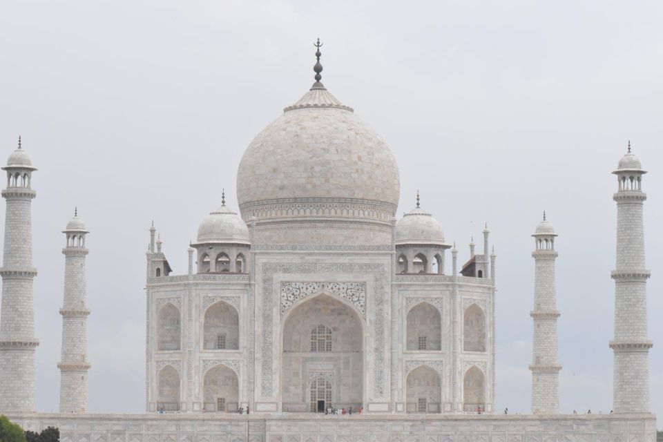 From Jaipur: Private Taj Mahal Sunrise & Agra Fort Tour - Skip-the-line tickets: what you should expect for best value