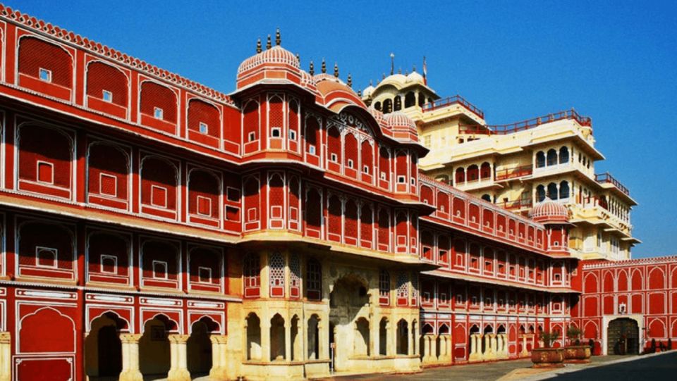 From New Delhi: Private Day Trip to Jaipur Skip-the-Line - City Palace Museum: where royal life connects to the buildings around you