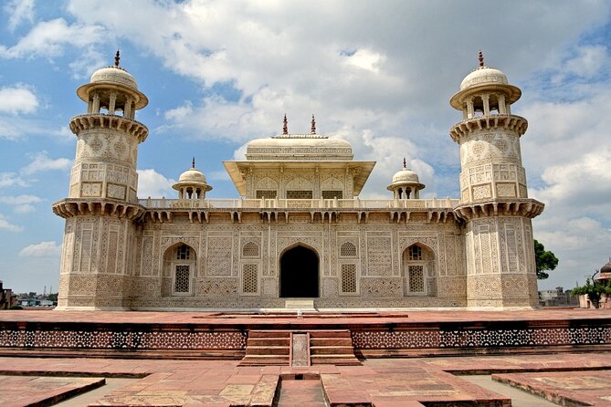 Golden Triangle & Ranthambore: 4-Day Private Tour from Delhi - Day 3 Ranthambore Safari + Free Time in Jaipur