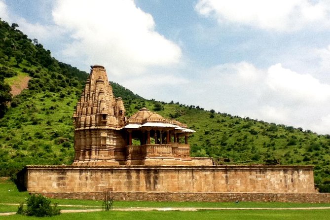 Guided Tour to Haunted Bhangarh & Abhaneri Step Well From Jaipur - Haunted Bhangarh and Abhaneri’s stepwell, together in one 10-hour loop
