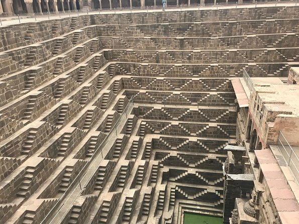 Guided Tour to Haunted Bhangarh & Abhaneri Step Well From Jaipur - Chand Baori in Abhaneri: what you can realistically see in 20 minutes
