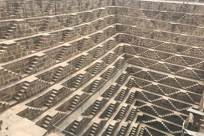 Guided Tour to Haunted Bhangarh & Abhaneri Step Well From Jaipur - A quick heads-up on pickup accuracy (learn from real booking friction)
