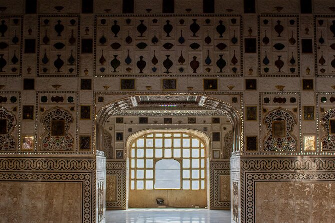 Half-Day the Hidden Secrets of Jaipur City Private Guided Tour - How pickup, the car, and comfort breaks shape the day