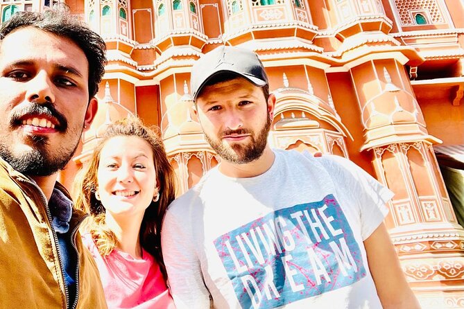 Heritage Culture and History Walking Tour in Jaipur - A Smart Route: From Jantar Mantar to Isarlat Sargasooli