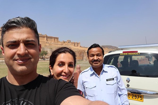 Highlights of Jaipur: Full-Day Private Tour by Car with Guide - From Panna Meena ka Kund to Jal Mahal: Short Stops, Good Variety