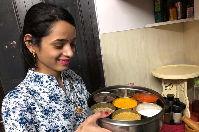 Interactive Cooking Class with a Local Family in Jaipur - Key things that make this class worth your time