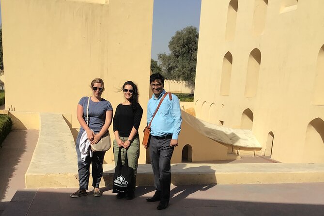 Jaipur- 1 Day Private Tour With Guide - Panna Meena ka Kund Stepwell and Jagat Shiromani Ji Temple: Two Quick Stops With Meaning