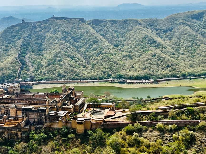 Jaipur: Amber Fort Guided Tour and Entry Ticket - Beyond Beauty: Fort Defenses and Water Channels