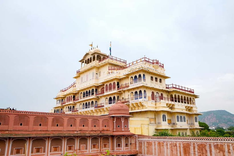 Jaipur: City Palace Museum - Direct Official Ticket - Getting started: the official ticket gate near Baradari Restaurant