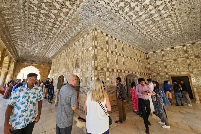 Jaipur Full Day Attractions Tour by AC Car with Local Guide - Jaipur in 7–8 hours, with an AC car and a real guide