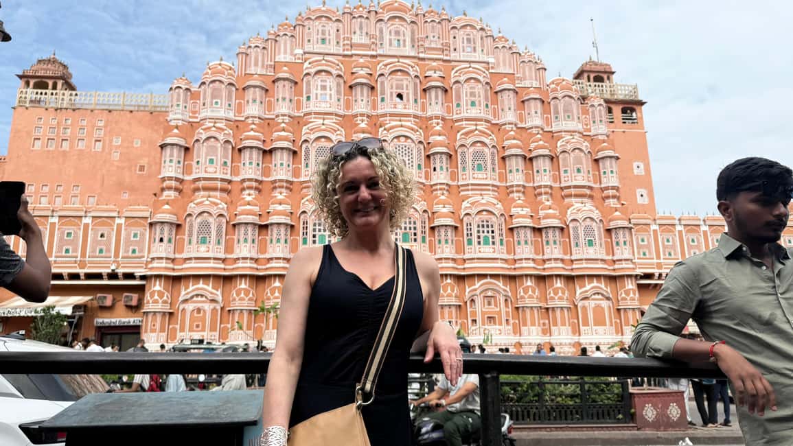 Jaipur: Full Day City Highlights Tour with Tour Guide - Amber Fort and Sheesh Mahal: the day’s biggest wow, guided right
