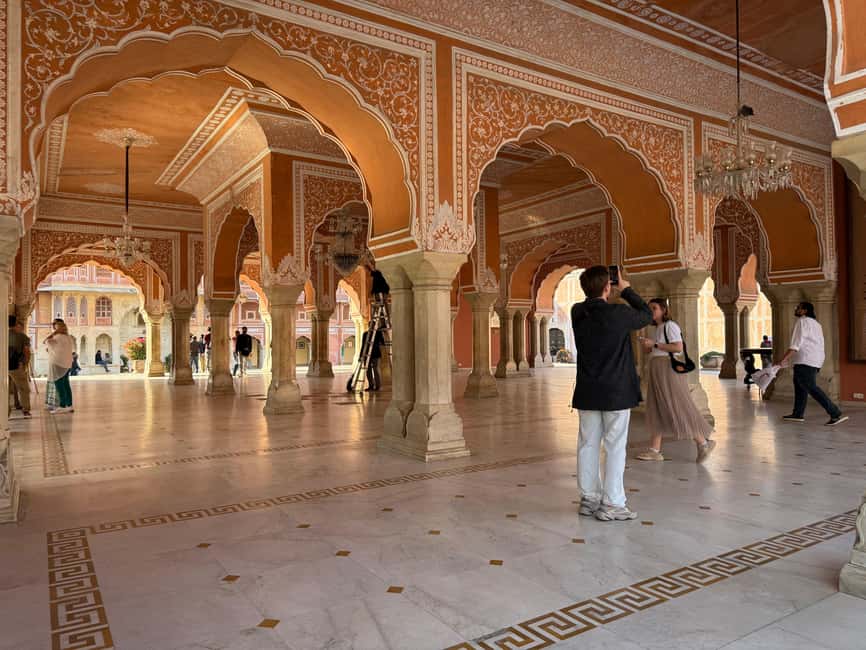 Jaipur: Full Day City Highlights Tour with Tour Guide - Panna Meena Ka Kund: a stepwell that feels both artistic and exact