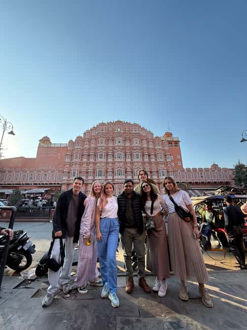 Jaipur: Full Day City Highlights Tour with Tour Guide - Morning pickup and air-conditioned comfort that protects your energy