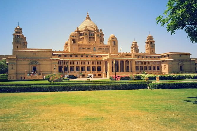 Jaipur Full Day Heritage of Pink City Tour By Tuk Tuk With Chai - Jal Mahal and Man Sagar Lake: The Water Palace View Strategy