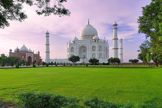 Jaipur Full Day Heritage of Pink City Tour By Tuk Tuk With Chai - Royal Gaitor Tumbas and City Palace: Where Power Leaves Stone Evidence