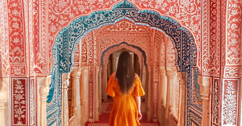 Jaipur: Full-Day Private City Tour by Car with Guide - Jal Mahal: the calm break at Man Sagar Lake