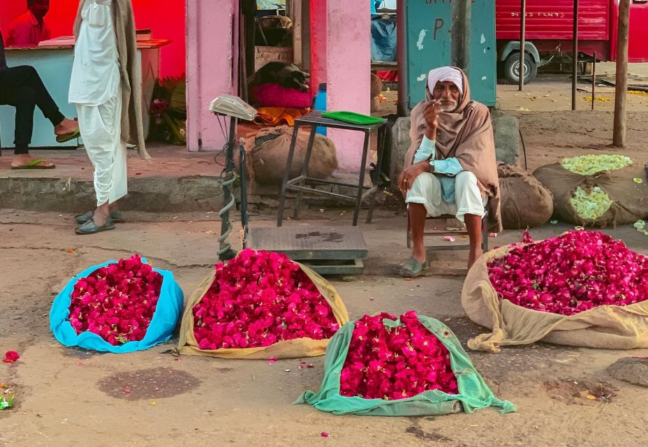 Jaipur: Half-Day Guided Sightseeing Tour with Flower Market - What makes this 5-hour Jaipur plan feel worth it