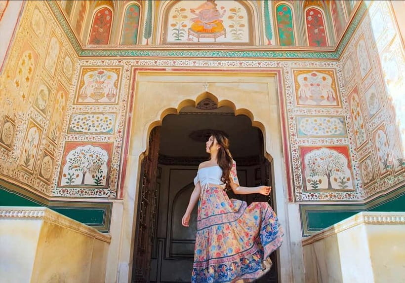Jaipur: Half-Day Guided Sightseeing Tour with Flower Market - Hawa Mahal: the quick photo stop that still makes sense