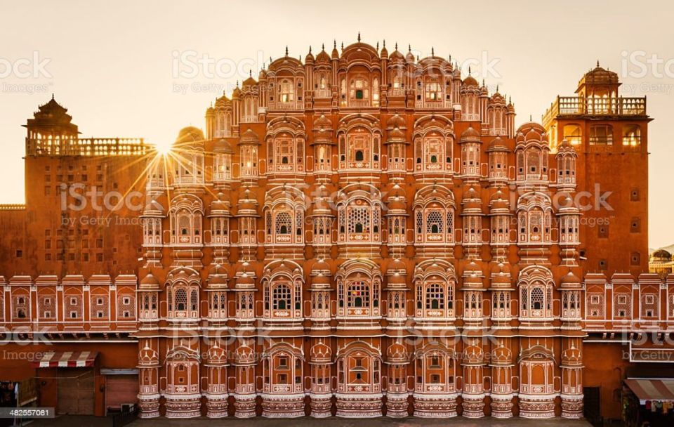 Jaipur: Instagram Tour of The Top Photography Spots - Patrika Gate and Jawahar Circle Park: A Perfect Start for Photos