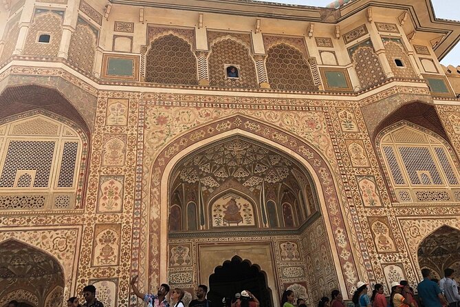 Jaipur Local Sightseeing Tour by Car and Driver - Amber Fort time: hilltop views and the Hindu-Muslim mix