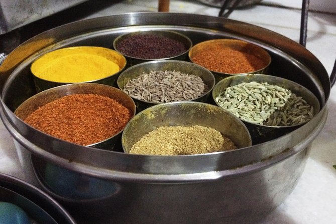 Jaipur Market Tour & Vegetarian Rajasthani Home Cooking Class - From Crystal Mall to a Real Jaipur Food World