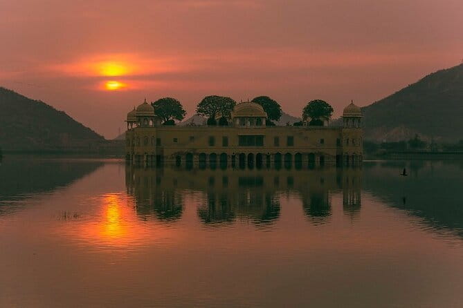 Jaipur Nahargarh Sunset and Night Lights Tour - Jal Mahal, the Water Palace: the quick but striking lake view