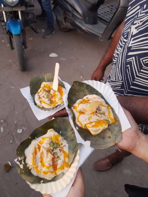 Jaipur : No Diet Club Amazing Street Food Tasting in Jaipur - Walking, Group Energy, and Making New Friends