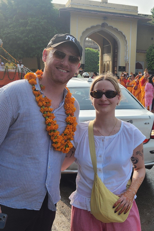 Jaipur Private City Tour with a Women-Driven E-Rickshaw Ride - Albert Hall Museum: art and materials you can actually see