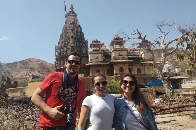 Jaipur- Private City Tour With Guide - Jantar Mantar: Astronomical Instruments That Still Feel Impressive
