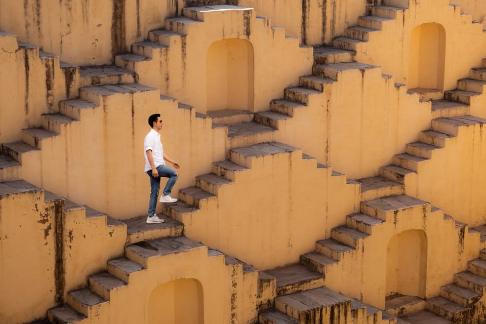 Jaipur: Private Customised City Tour - Car comfort, water breaks, and guide quality that shows up