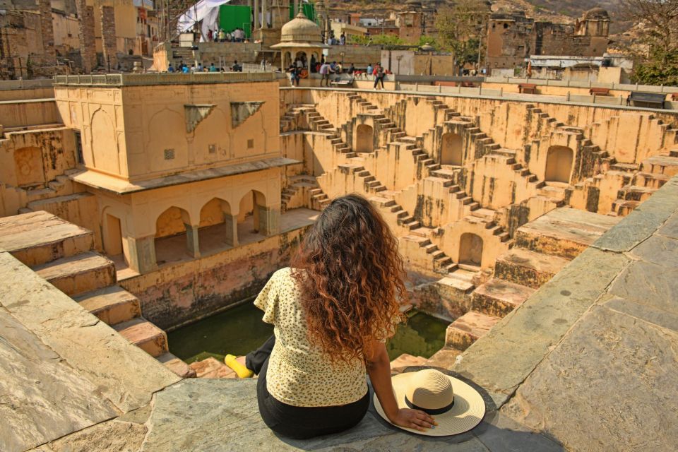 Jaipur: Private Full-Day City Tour by Tuk-Tuk or Car - City Palace: royal residence turned museum space