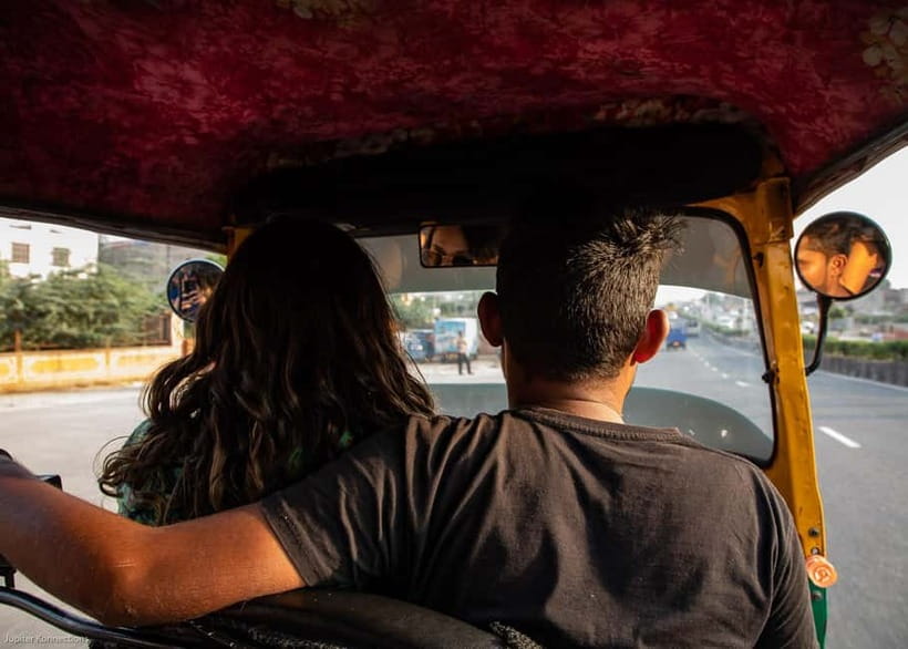 Jaipur: Private Full-Day City Tour By Tuk-Tuk with Pick-Up - Hawa Mahal and Jantar Mantar: Fast Photos, Then Real Looking