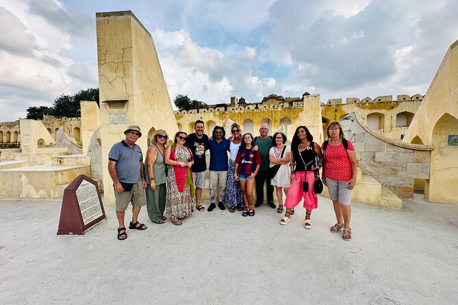 Jaipur Private Full Day City Tour with Pick Up and Drop Off - City Palace: Where Rajput, Mughal, and European Touchpoints Mix