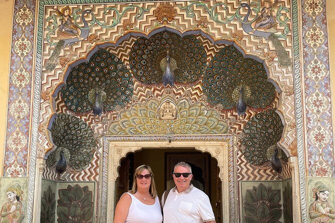 Jaipur Private Full-Day Sightseeing Tour By Car - Hawa Mahal: quick facade time before City Palace
