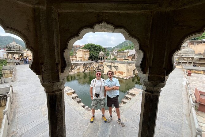 Jaipur Private Full Day Sightseeing Tour with Guide by Car - Panna Meena ka Kund: quick, free, and surprisingly captivating