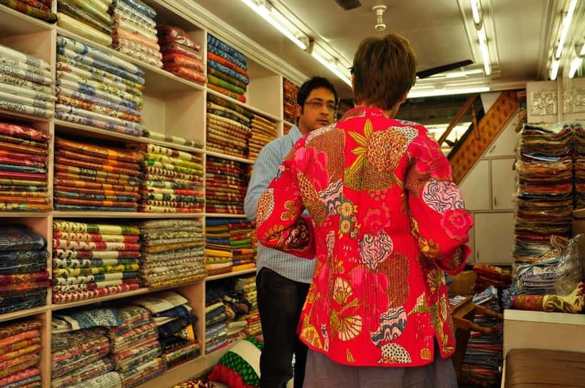 Jaipur: Private Shopping Tour with Block Printing Workshop - Shopping time with an artisan lens (and how to avoid buyer’s regret)