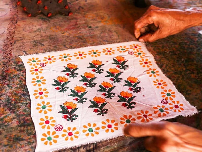Jaipur: Private Shopping Tour with Block Printing Workshop - Pickup and getting around: Kukas to Jaipur without stress