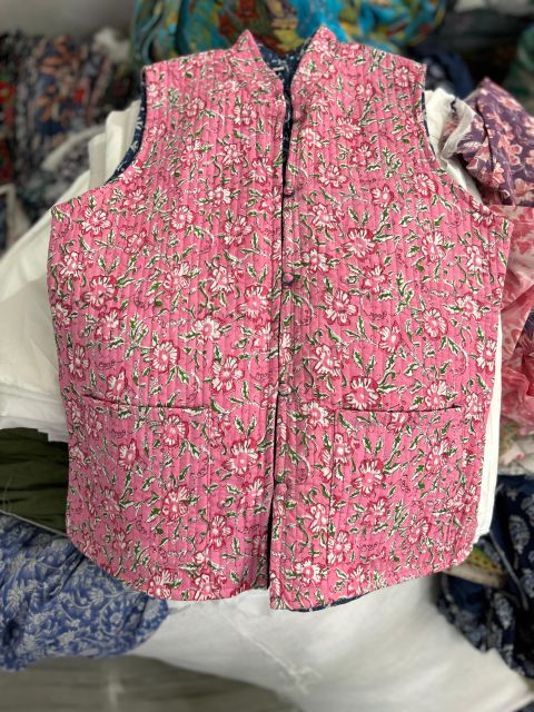 Jaipur Shopping: Jewelry, Fabrics, Rugs & Block Printing - Optional Sight Stops: Amber Palace and Monkey Temple Insertions