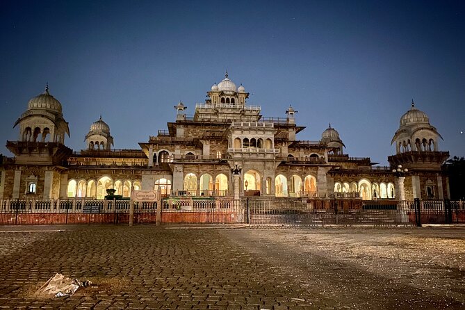 Jaipur: Shopping Tour with Blue Poetry & Printing Workshop & Rugs - Shopping with less stress: honesty, safety, and a guide who helps you say no