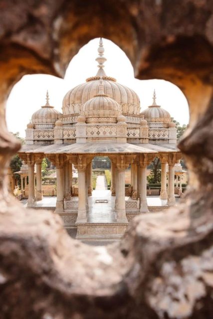 Jaipur sightseeing tour with monkey temple (Galta ji temple) - Shopping in Jaipur: Arts & Crafts Time Without the Hard Sell