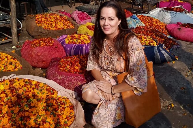 Jaipur Sunrise Tour with Morning Flower Market Walk - Hawa Mahal (Palace of Breeze) in the Morning Light