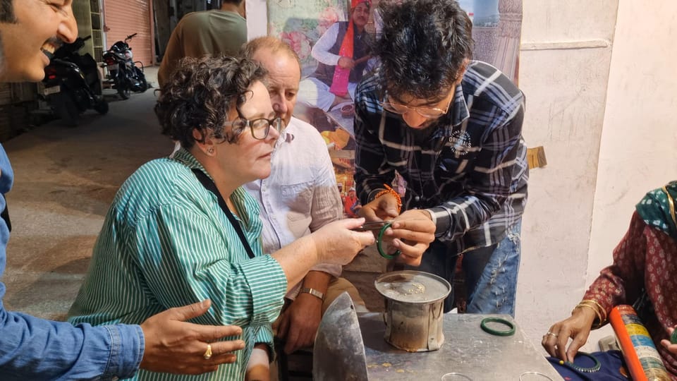 Jaipur :The Twilight Magic of Pink City- Heritage Walk Tour - Food Tasting in Pink City: Street-Food Stops Built Into the Route
