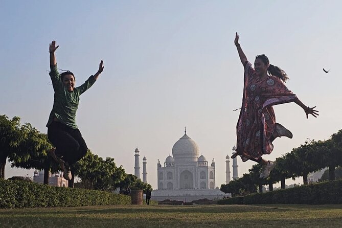 Jaipur to Agra Day Tour Including Taj Mahal and Fatehpur Sikri - Agra Fort: the red sandstone story behind the throne