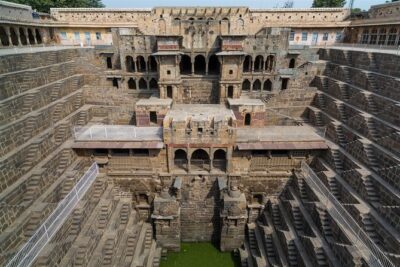 Jaipur to Chandbaori Stepwell & Haunted Bhangarh Private Trip - Bhangarh Fort: the supernatural stories meet the Aravalli foothills